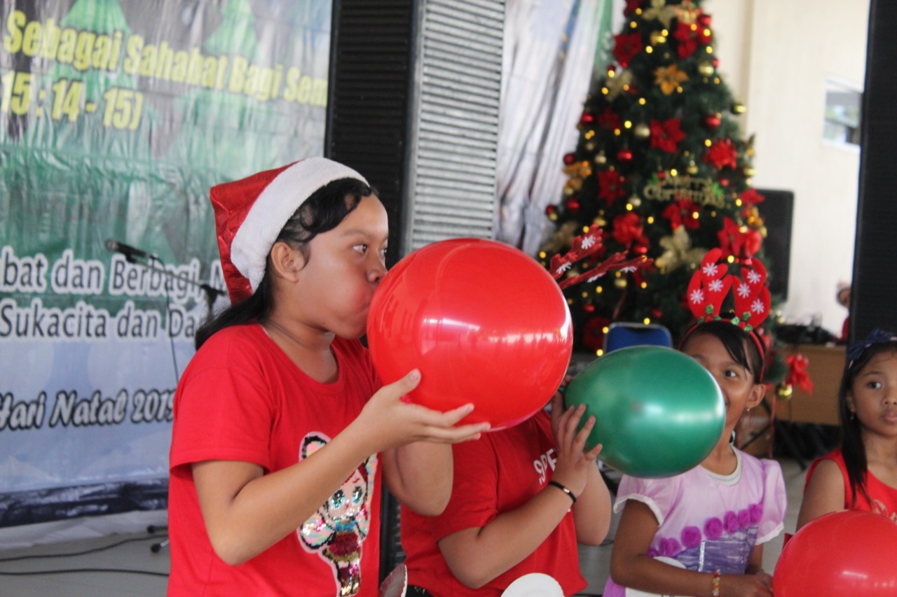 Lomba Natal di sekolah