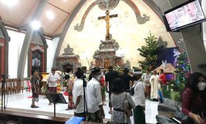 Tradisi gereja Natal